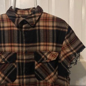 H&M Shirts - H&M Distressed flannel with cut off sleeves H&M Shirts - H&M Distressed flannel with cut off sleeves